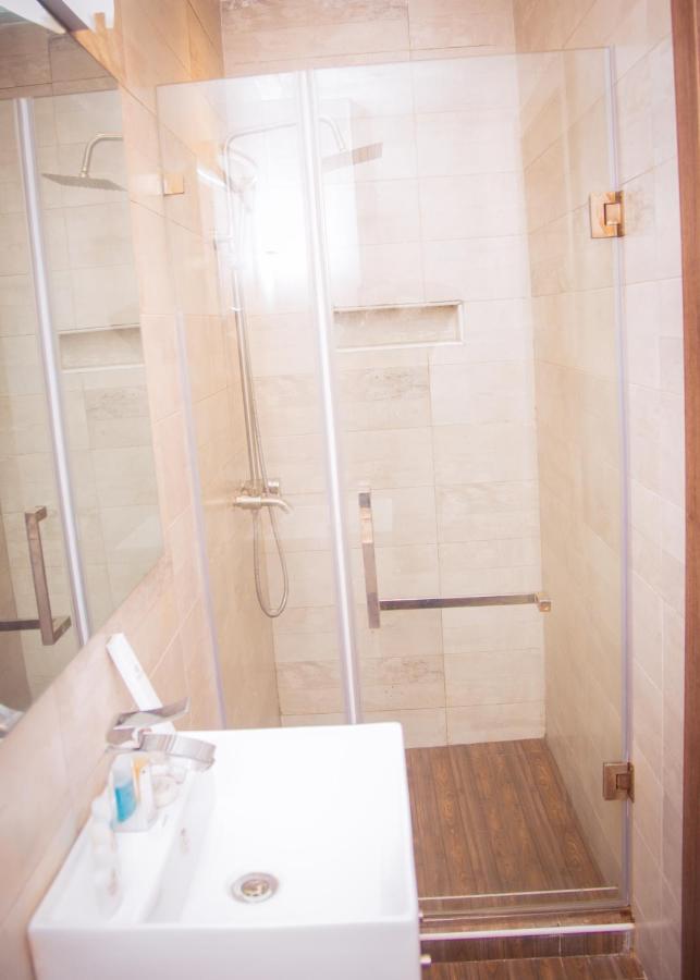 James Court Hotel & Luxury Apartments Lekki Luaran gambar